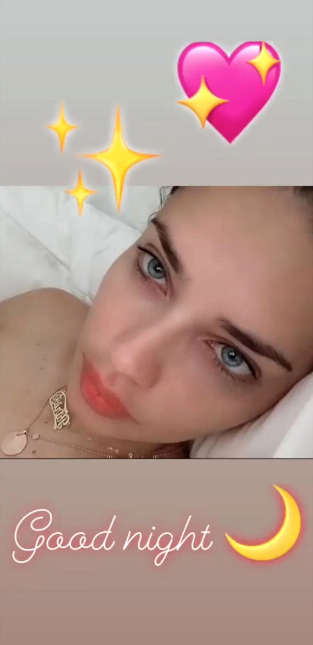 Adriana Lima türk sevgilisini futbolçuya dəyişdi - FOTOLAR