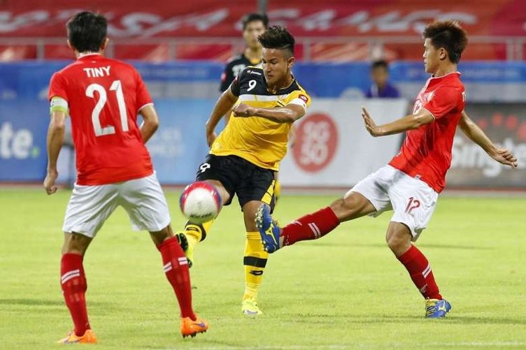 19 yaşında dünyanın ən varlı futbolçusu oldu: aydı 48 milyon xərcləyir