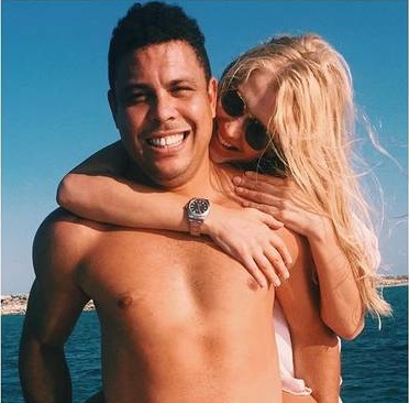 Ronaldonun yeni sevgilisi: özündən 15 yaş kiçikdi - FOTOLAR