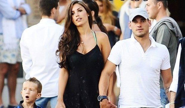 Hollandiyanın ən seksual qadınından boşanır - FOTOLAR
