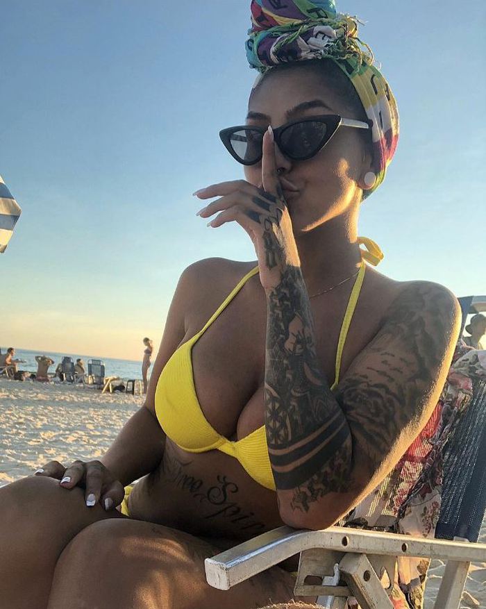 Neymarla bir gecə keçirdi, bütün dünyada məşhur oldu - FOTOLAR