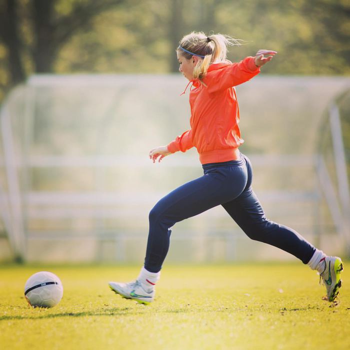 Həm futbolçu, həm model - FOTOLAR