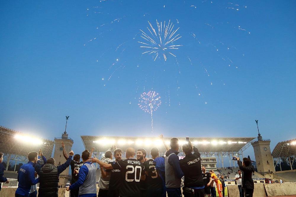 "Qarabağ"ın çempionluq atəşfəşanlığı - FOTOLAR