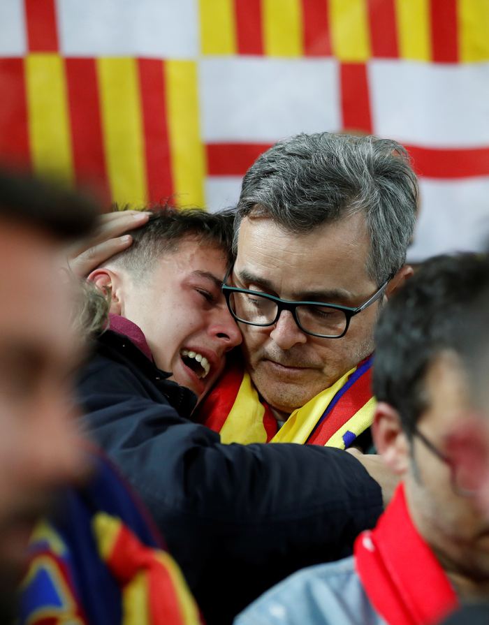 "Barselona" azarkeşləri göz yaşı tökdü - FOTOLAR