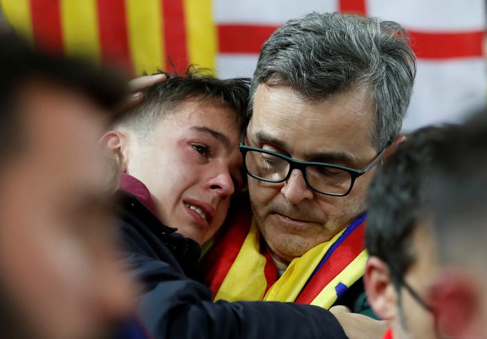 "Barselona" azarkeşləri göz yaşı tökdü - FOTOLAR