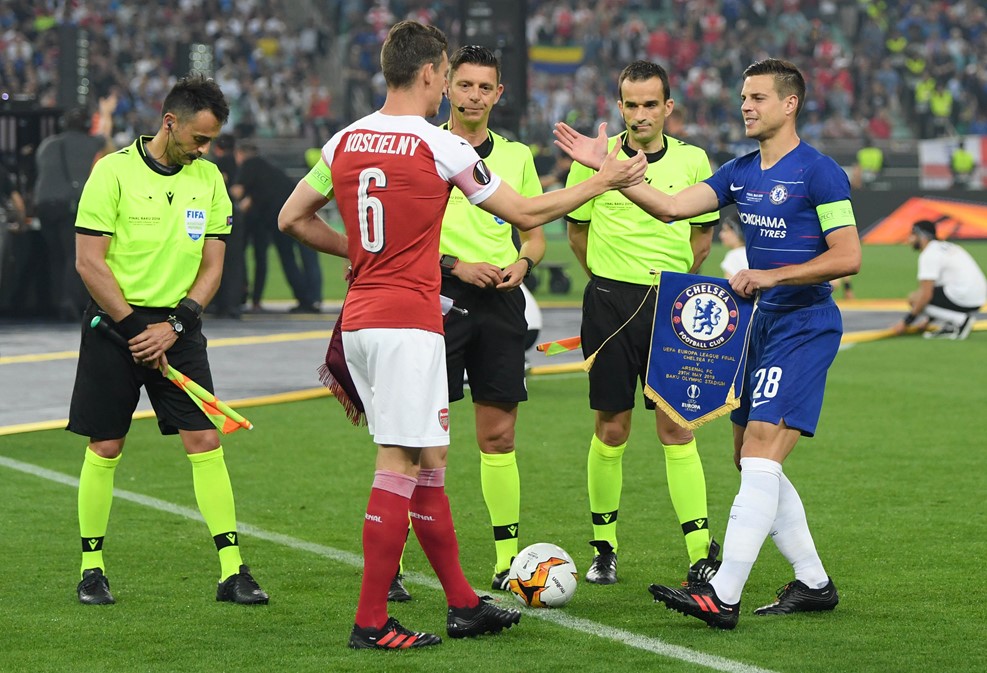 "Çelsi" - "Arsenal" oyunundan maraqlı FOTOLAR