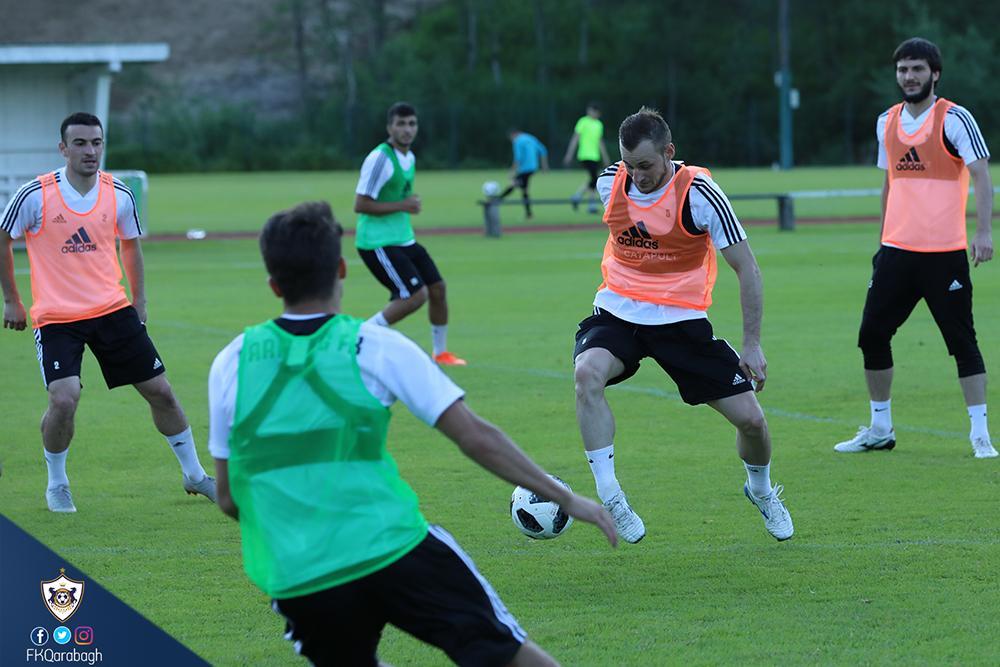 "Qarabağ"da ikitərəfli oyun - FOTOLAR