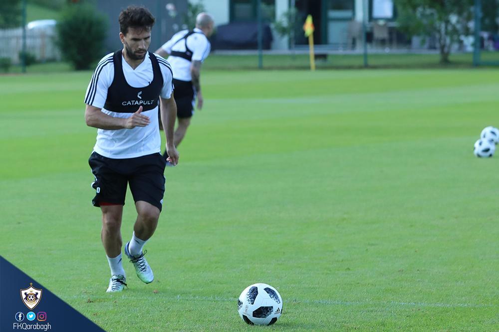 "Qarabağ"da ikitərəfli oyun - FOTOLAR