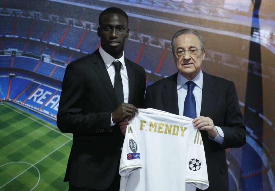 "Real" həkimlərin "yeriyə bilməyəcək" dediyi futbolçuya 48 milyon verdi