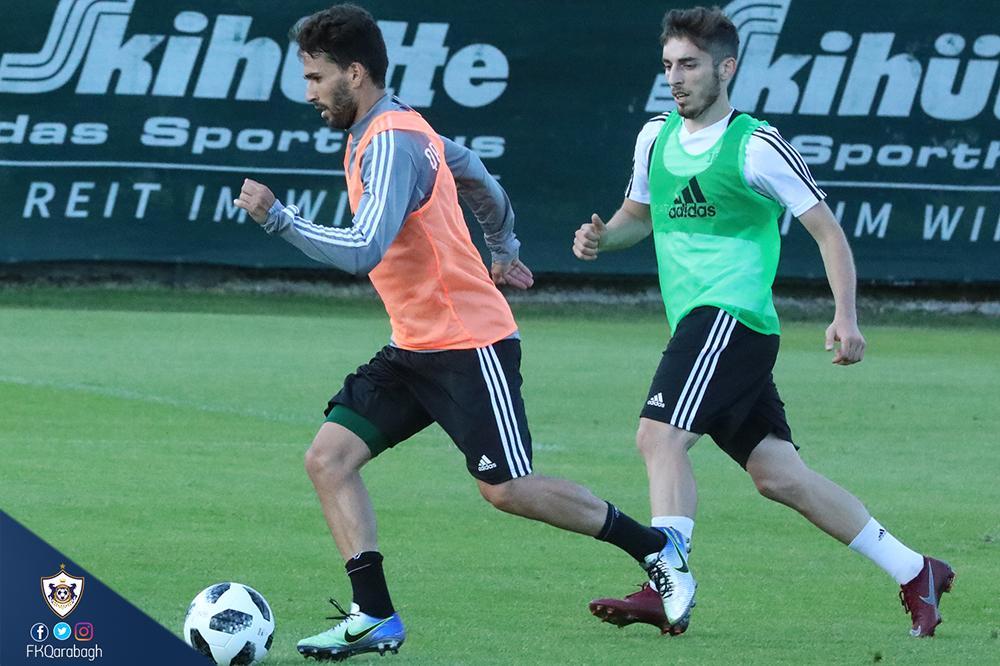 "Qarabağ"ın yeni transferi məşqlərə başladı - FOTOLAR