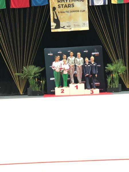 Azərbaycanın bədii gimnastları beynəlxalq turnirdə 10 medal qazanıb - FOTOLAR