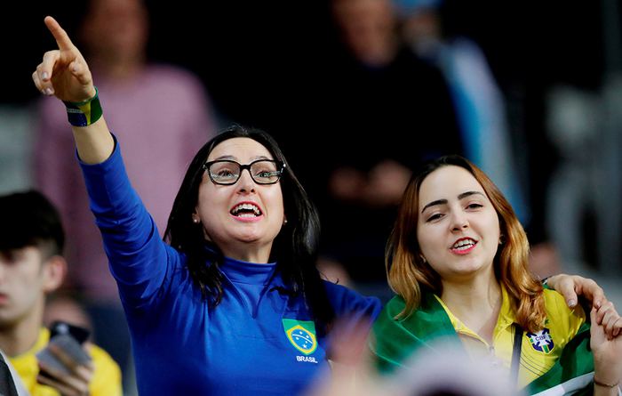 Braziliyalılar coşdu - FOTOLAR