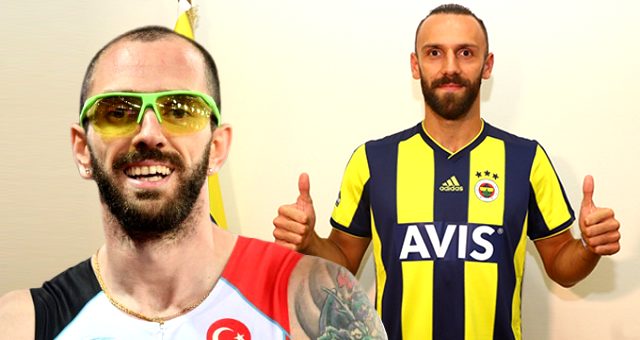 “Fənərbaxça”nın futbolçusu azərbaycanlı idmançı ilə oxşarlığından danışdı - FOTO