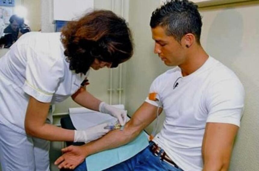 Ronaldonun döymə etdirməməsinin ilginc səbəbi