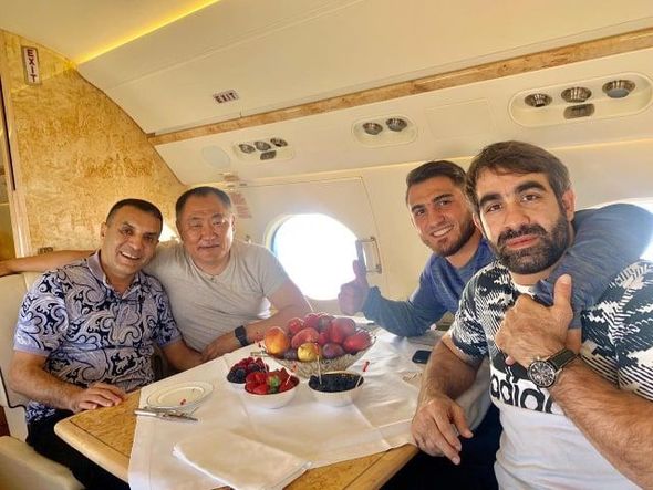 Rafael Ağayevlə Hacı Əliyev prezident təyyarəsində - FOTO