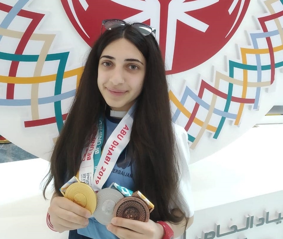 Dünya çempionumuzun ölümdən xilas olmaq üçün köməyə ehtiyacı var - FOTO/VİDEO