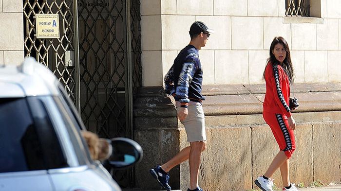 Ronaldo və sevgilisi elə yerdə yaxalandı ki... - FOTOLAR