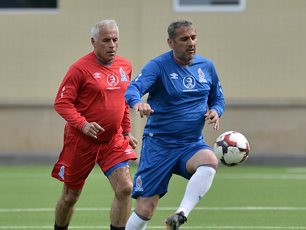 Döyüşən qocalar: tanıyırıq Oqtayı, olmaz Nazimin tayı