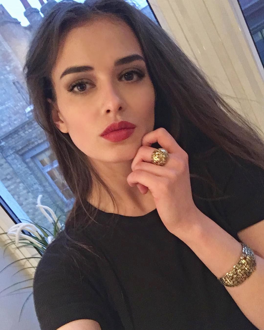 Türk gözəl "Real"ın ulduzu ilə sevgili oldu - FOTOLAR