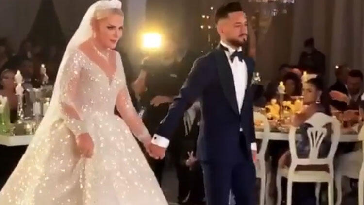 Azərbaycanlı məşhur transseksualla futbolçunun toyunda - FOTOLAR