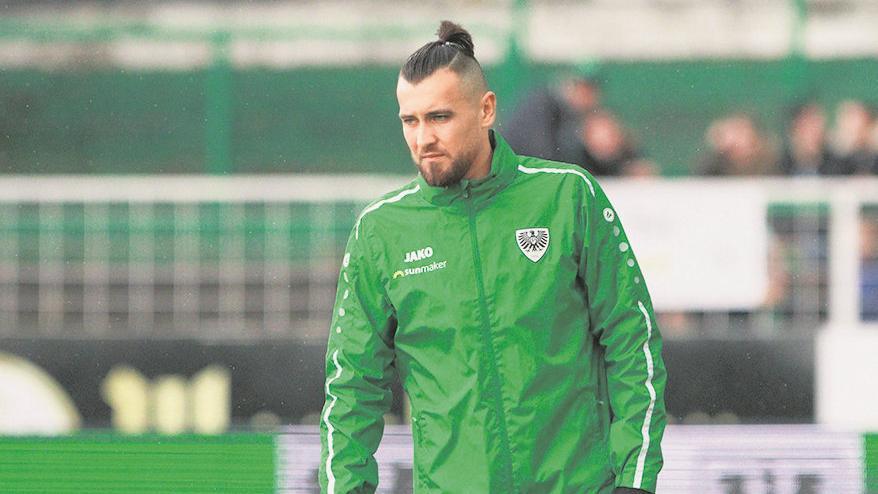 Milliizin futbolçusu yeni imicdə - FOTO