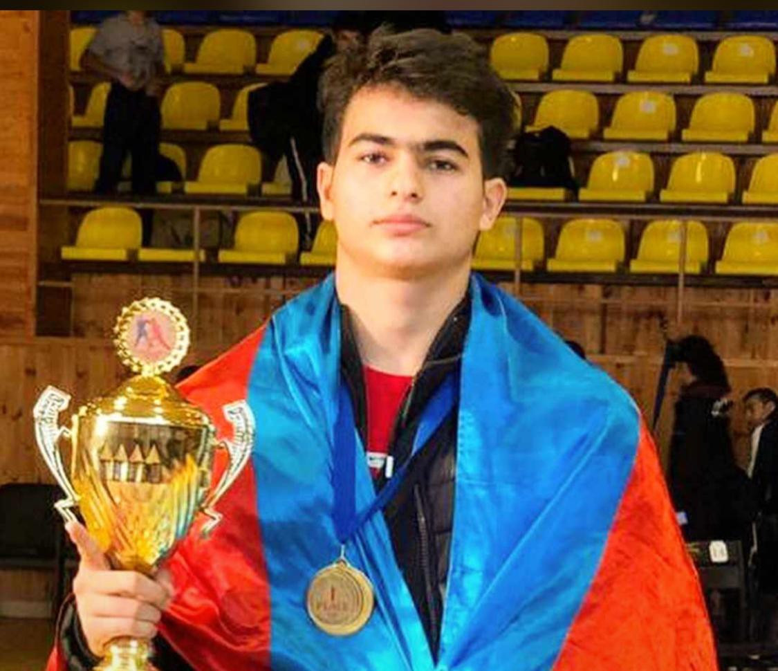 Bakı məktəbliləri erməni idmançılara qalib gəldi - FOTOLAR