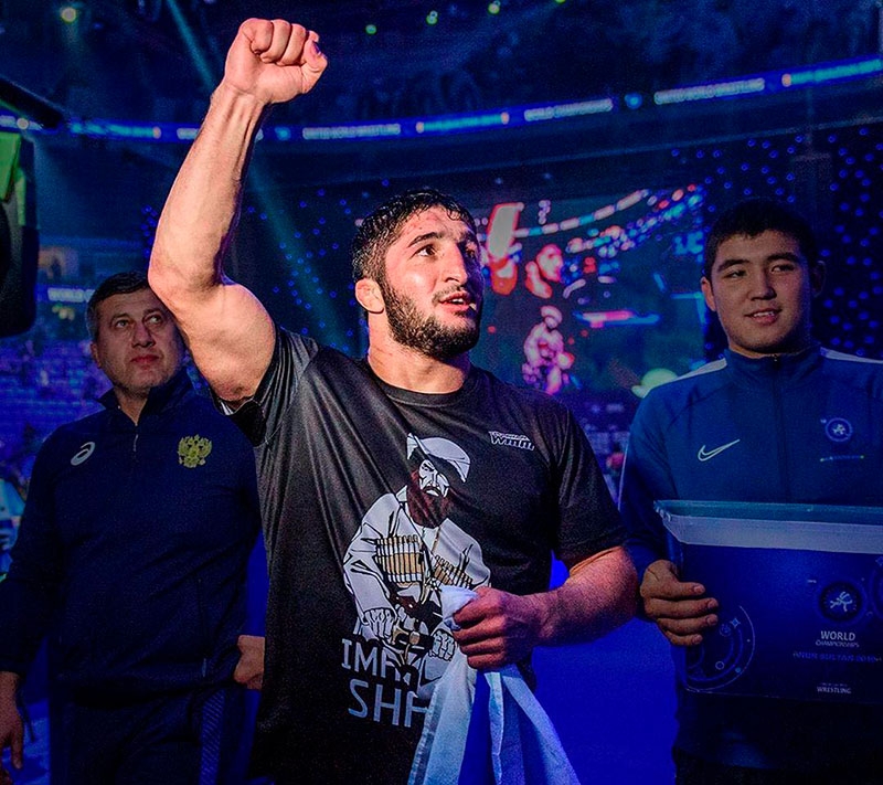 Olimpiya çempionu bu hərəkətinə görə cəzalandırıldı - FOTO