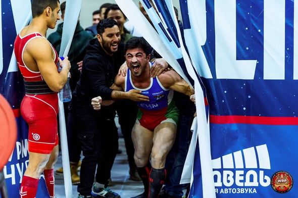 Azərbaycanlı idmançı Moskvada dünya rekordu qırıb çempion oldu - FOTOLAR