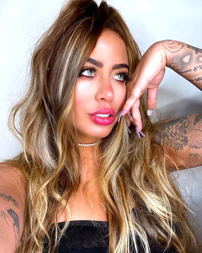 Neymarın bacısı "Instagram"ı "partaldır" - FOTOLAR