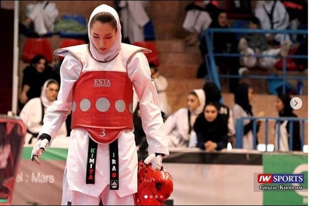 İranın Olimpiadadakı yeganə azərbaycanlı medalçısı siyasi səbəblərə görə ölkəni tərk etdi (FOTOLAR)