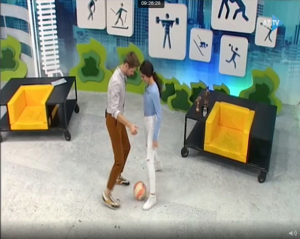 Nigar Camalın qızı AzTV-də futbol oynadı - FOTO/VİDEO