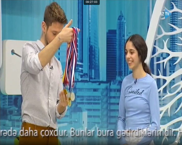 Nigar Camalın qızı AzTV-də futbol oynadı - FOTO/VİDEO