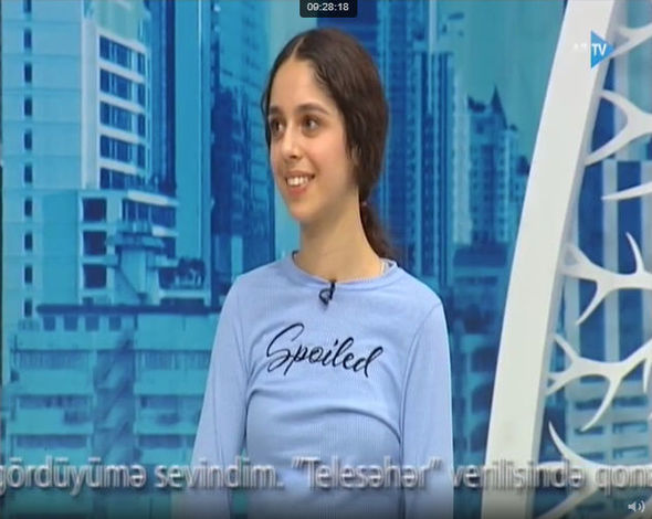 Nigar Camalın qızı AzTV-də futbol oynadı - FOTO/VİDEO