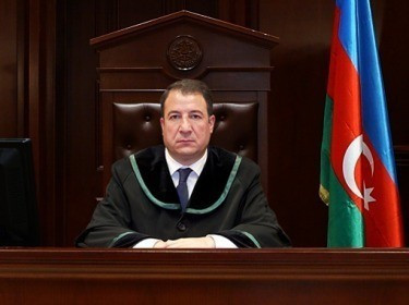 Hakim Solmaz Mustafayeva qərəzli, yoxsa təcrübəsizdir?