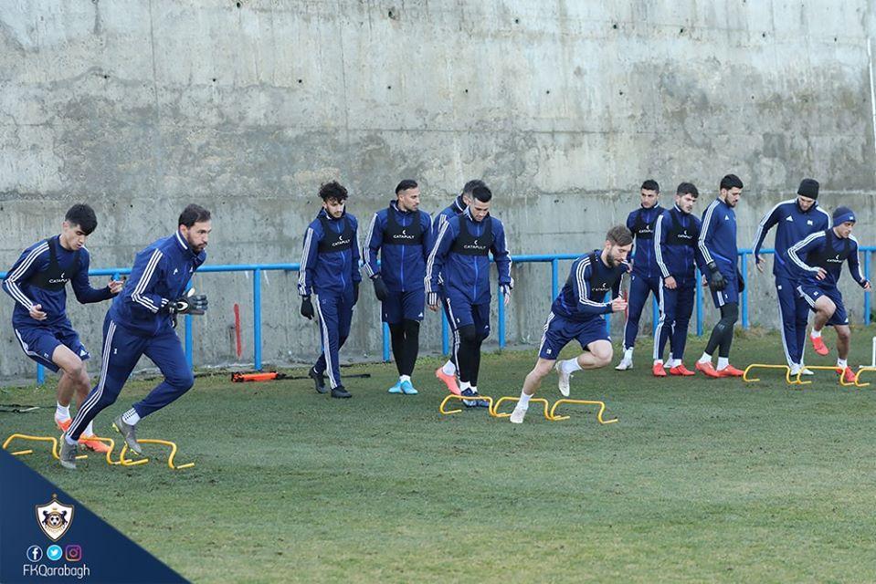 "Qarabağ" "Neftçi" üçün başladı - FOTOLAR