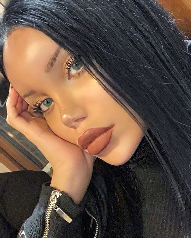 "Beşiktaş"ın ulduzu transseksuala mesaj yazdı, biabır oldu - FOTOLAR