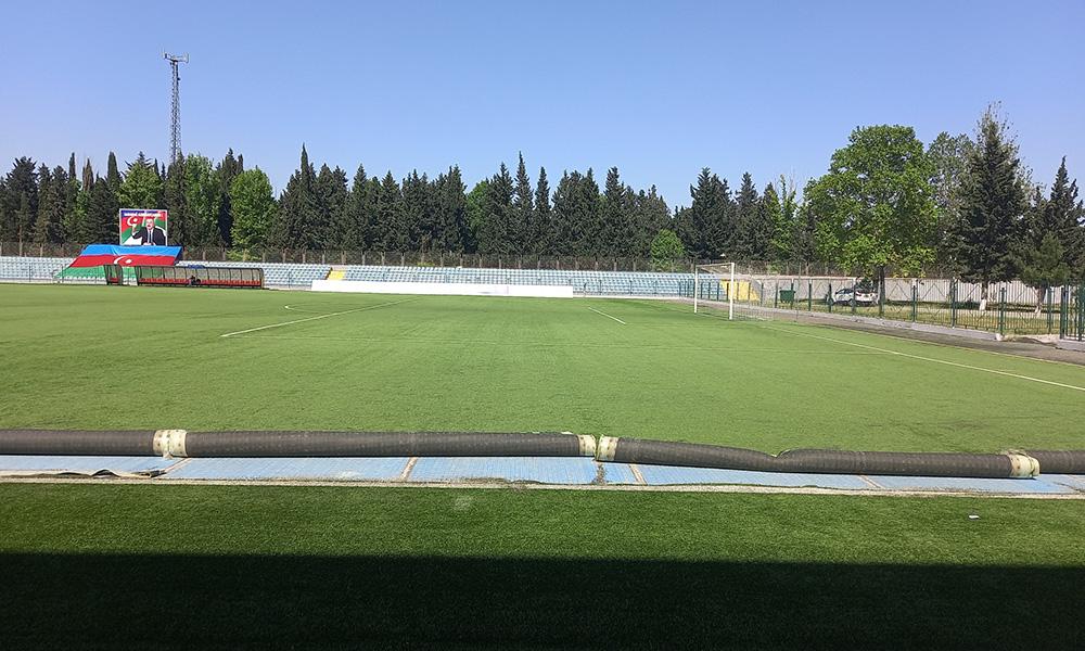 Tovuz şəhər stadionunun ot örtüyü yenilənir -