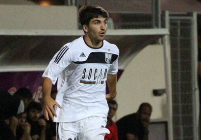 “Neftçi” daha bir futbolçusunu göndərdi