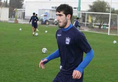 "Qarabağ" daha bir futbolçusunu göndərdi - RƏSMİ