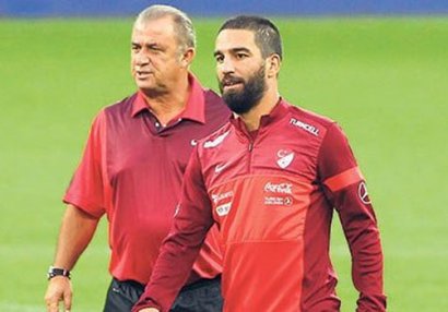 Fahit Terim getdi, Arda Turan milliyə dönür?