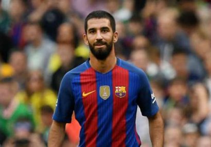Arda Turan geri dönür: razılıq verdi