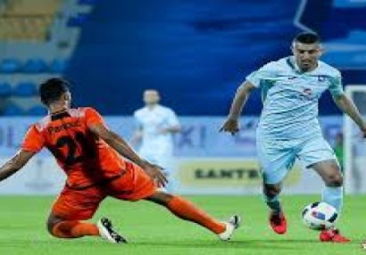 "Səbail"dən Rəşad Sadiqov açıqlaması- DEBÜTANTLA ANLAŞIB?