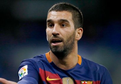 İngiltərədə Arda Turan zirvəsi: hansı kluba gedir?
