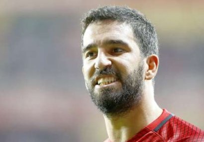 Arda Turan zədələndi