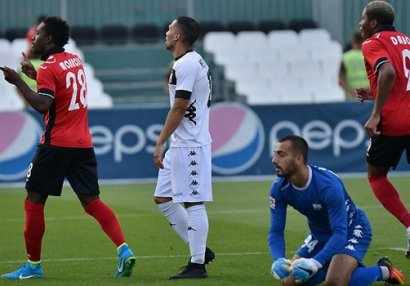 "Neftçi" Qəbələdən də boynubükük dönür