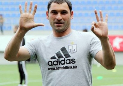 Mahir Şükürov “Neftçi”dən uzaqlaşdırıldı