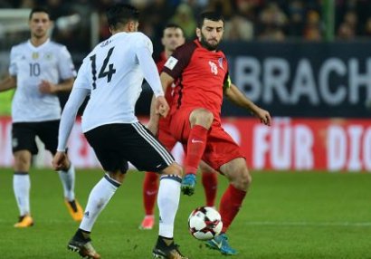 Rahid Əmirquliyev: \