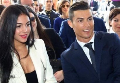 Ronaldo doğulmamış qızının adını açıqladı