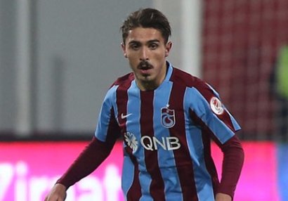 Məşhur klubdan 18 yaşlı türk futbolçuya fantastik təklif