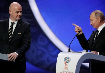 Futbolu sevməyən Putinin Dünya çempionatı: Öz qapısına qol vurdu 